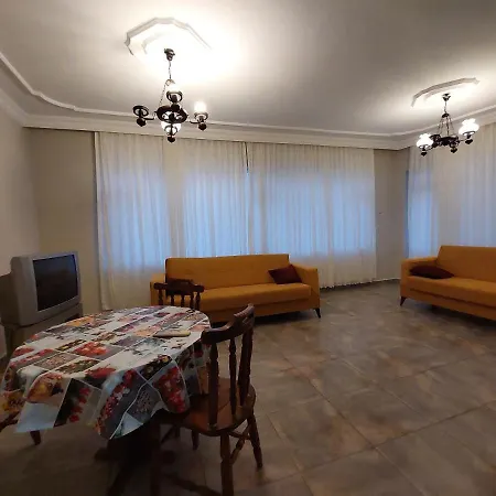 Guenduez Apartmani 公寓 *